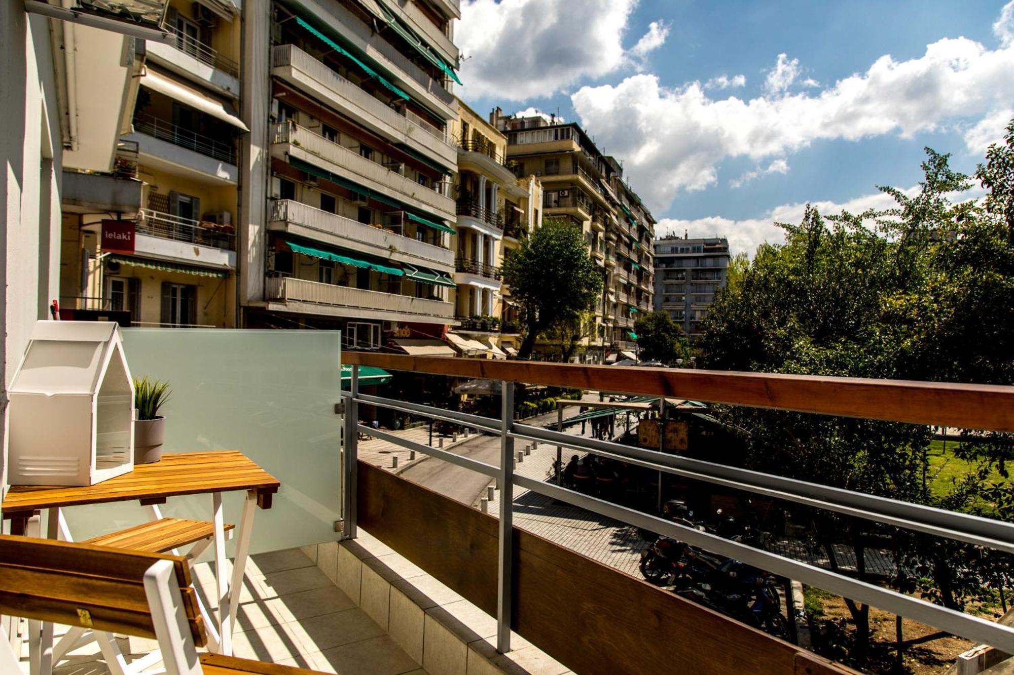 The Modern Suite Tesalonika Bagian luar foto