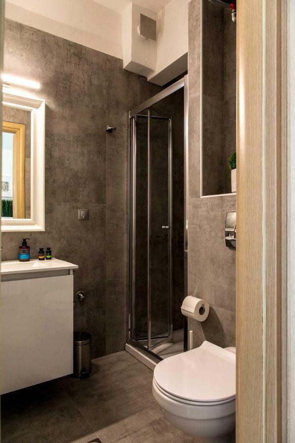 The Modern Suite Tesalonika Bagian luar foto