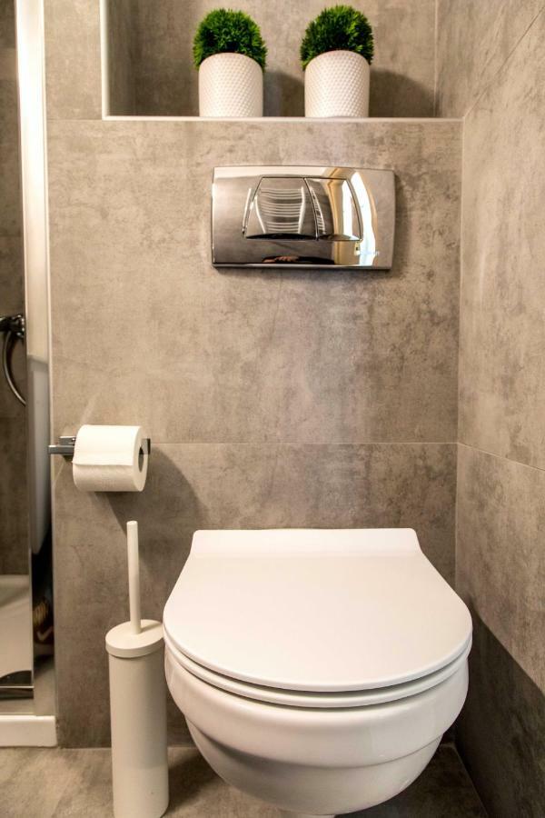 The Modern Suite Tesalonika Bagian luar foto